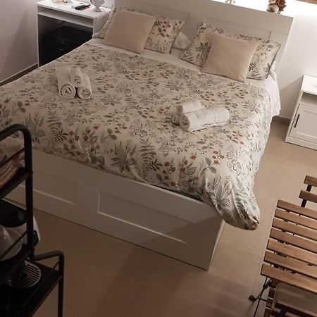 Apartamento Il Cortiletto Bari Exterior foto